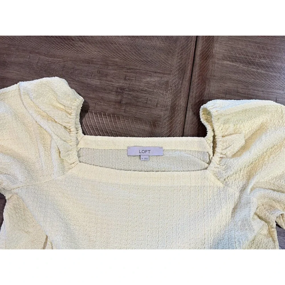 LOFT Women’s Square Neck Tie Front Soft Yellow Blouse Puff Sleeve Top Size M